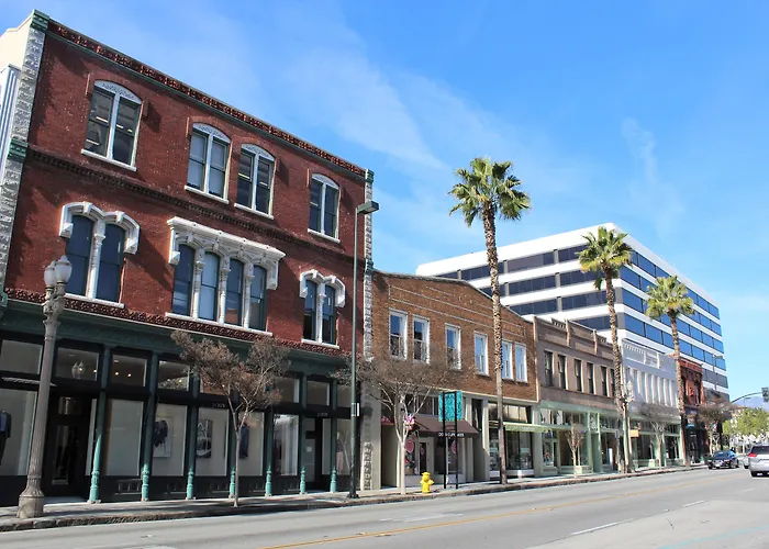 Hotel Dena, Pasadena Los Angeles, A Tribute Portfolio Hotel